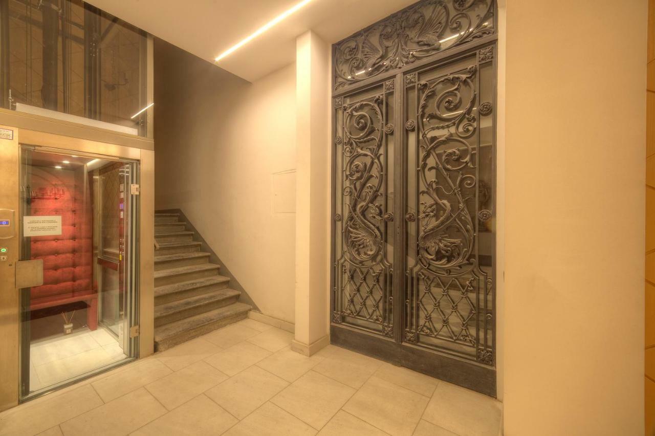 Duomo Luxury Apartment "Palazzo Del Re" Florença Exterior foto
